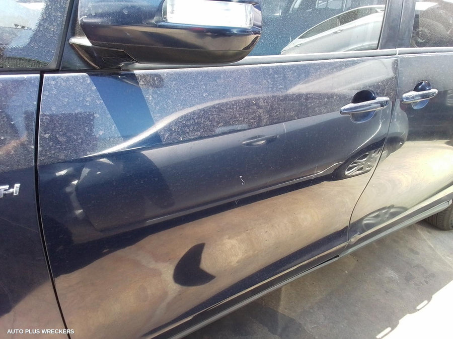 2007 Toyota Tarago Grille