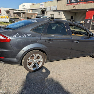 2008 Ford Mondeo Left Rear Door Sliding