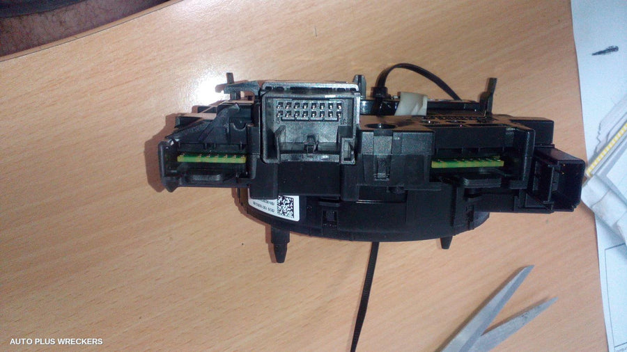 2014 Volkswagen Golf Airbag Module Sensor