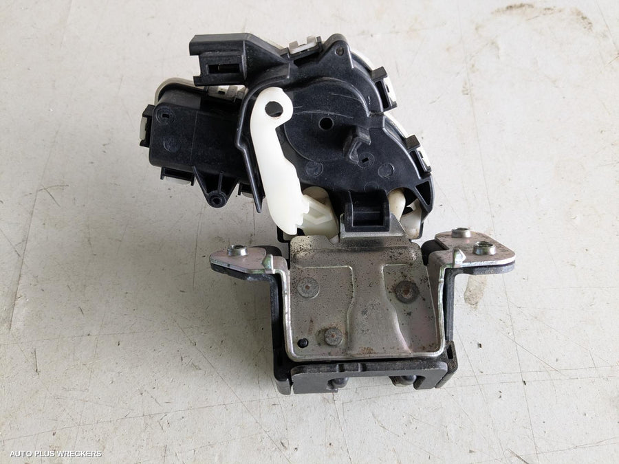 2019-2025 Mazda Cx30 Door Boot Gate Lock