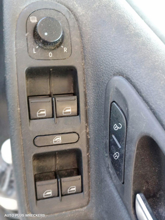 2011 Volkswagen Golf Pwr Dr Wind Switch