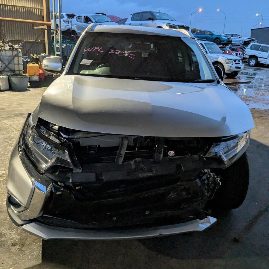 2012-2021 Mitsubishi Outlander Right Front Window Reg Motor