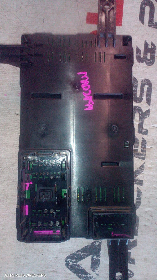 2010-2014 Kia Carnival/grand Carnival Ecu