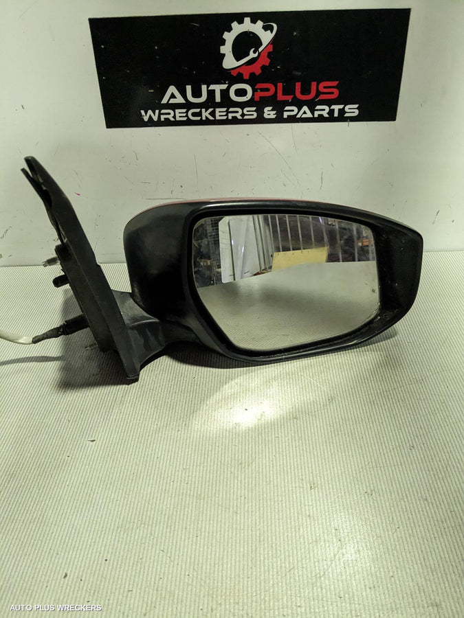 2012-2017 Nissan Pulsar Right Door Mirror