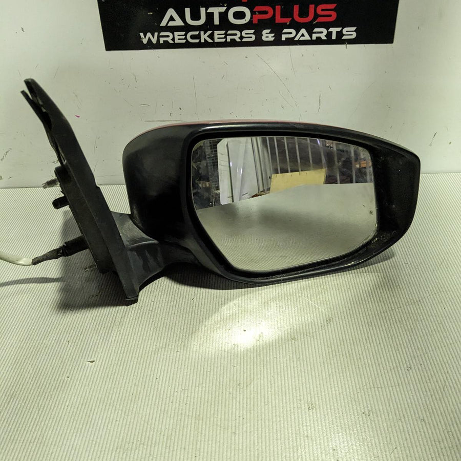 2012-2017 Nissan Pulsar Right Door Mirror