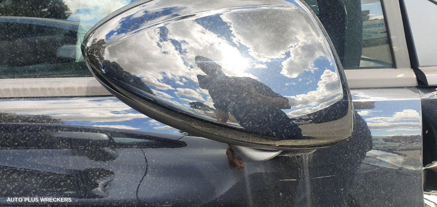 2019 Holden Astra Right Rear Door Sliding