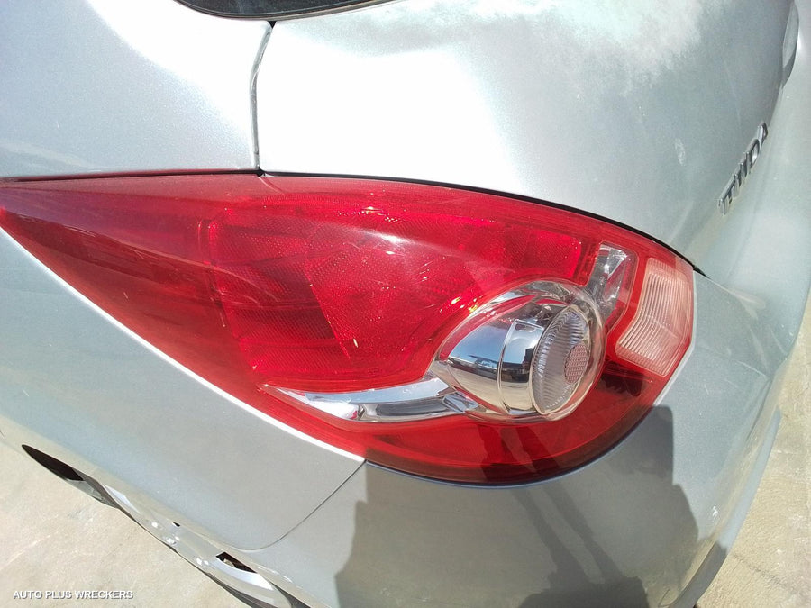 2011 NISSAN TIIDA RADIATOR