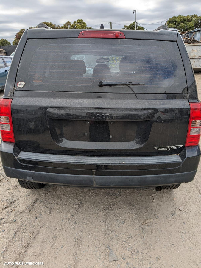 2014 Jeep Patriot Sunvisor