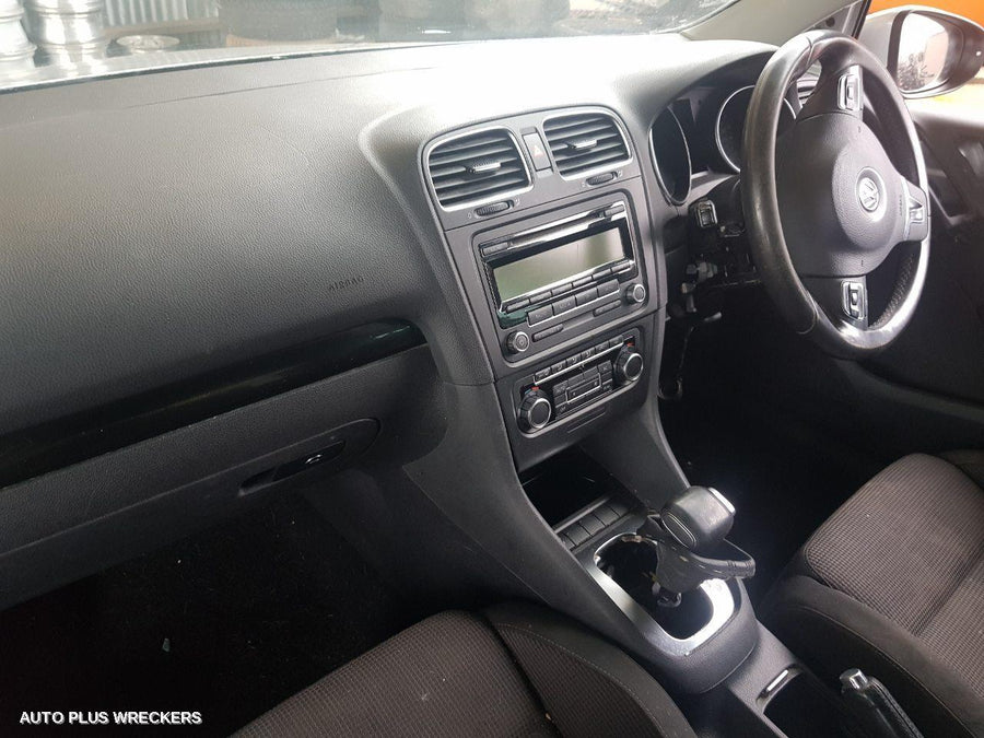 2010 Volkswagen Golf Rear Garnish