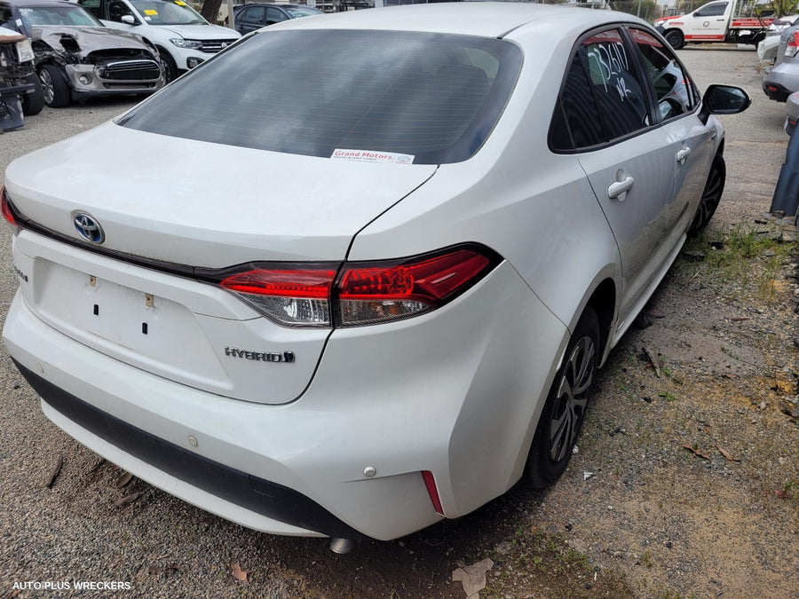 2020 Toyota Corolla Left Front Door Window