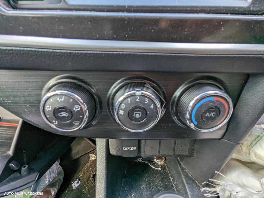 2013 Toyota Corolla Right Taillight