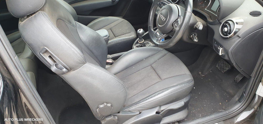 2013 Audi A1 Right Door Mirror