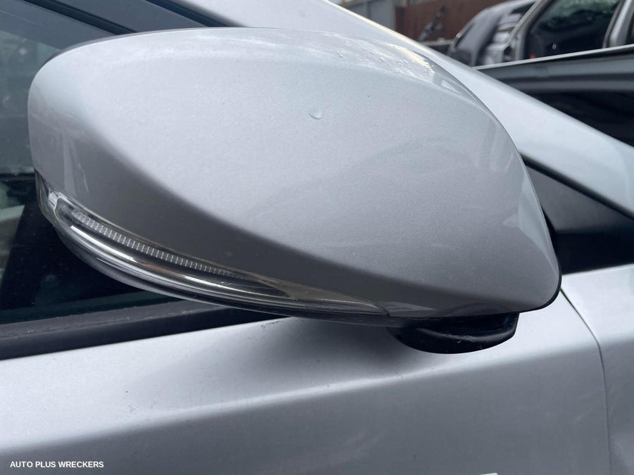 2013 Hyundai Elantra Right Front Door Window