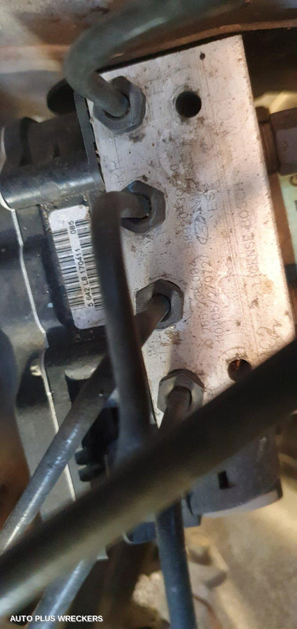 2010-2014 Hyundai I45 Abs Pump Modulator