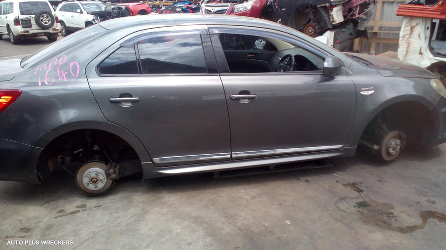 2011 Suzuki Kizashi Front Bumper