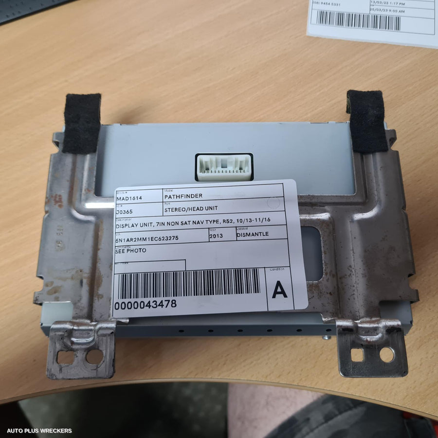 2013 Nissan Pathfinder Radio Cd Dvd Sat Tv