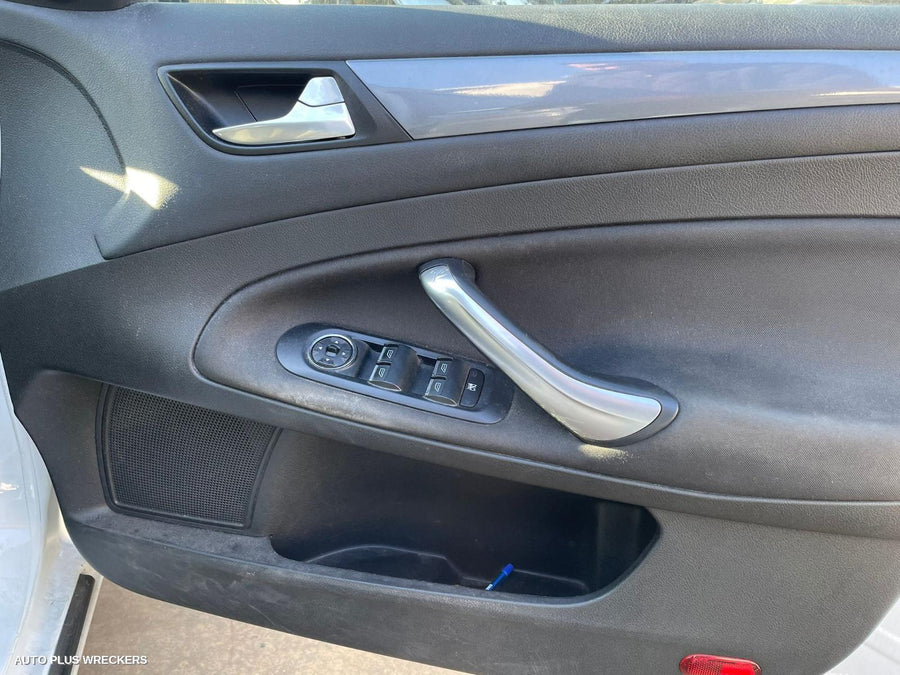 2011 Ford Mondeo Grille