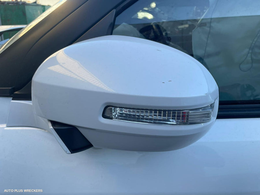 2013 SUZUKI SWIFT DOOR HANDLE