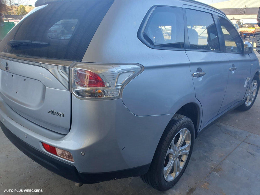 2013 Mitsubishi Outlander Door Boot Gate Lock