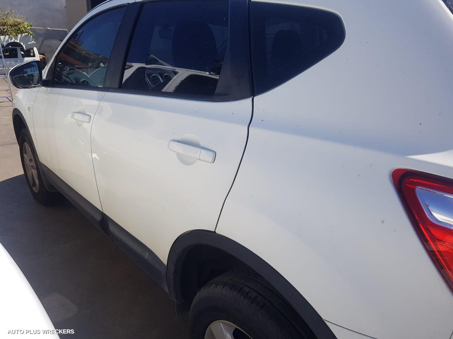 2012 Nissan Dualis Rear Bumper