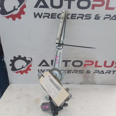 2012-2022 Mitsubishi Outlander Right Front Window Reg Motor