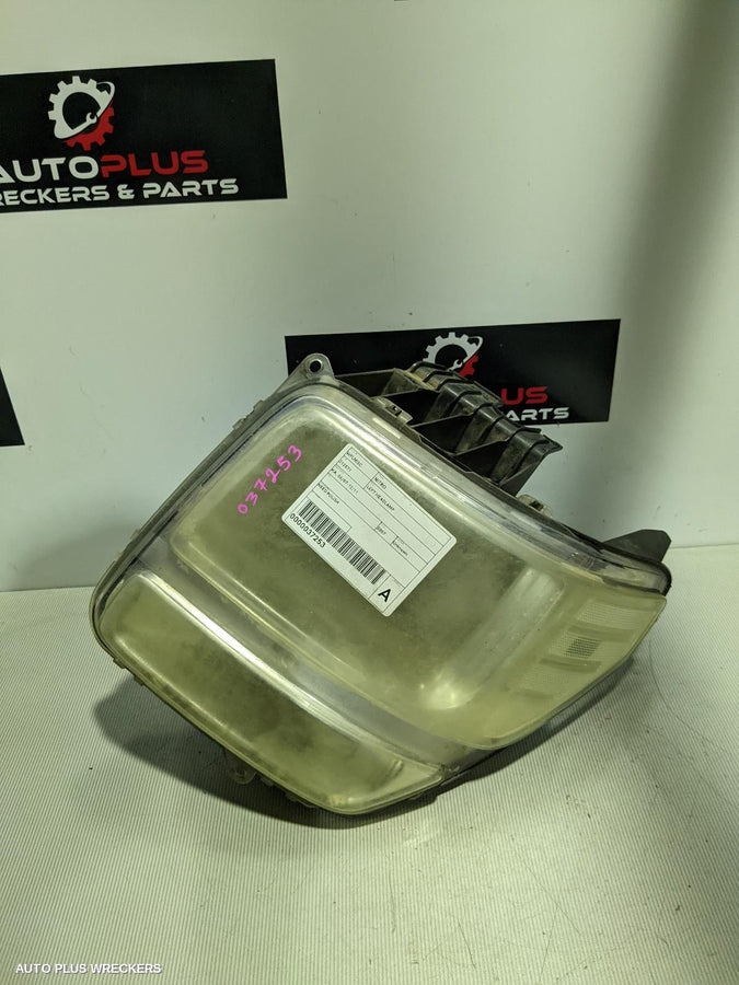 2007 Dodge Nitro Left Headlamp