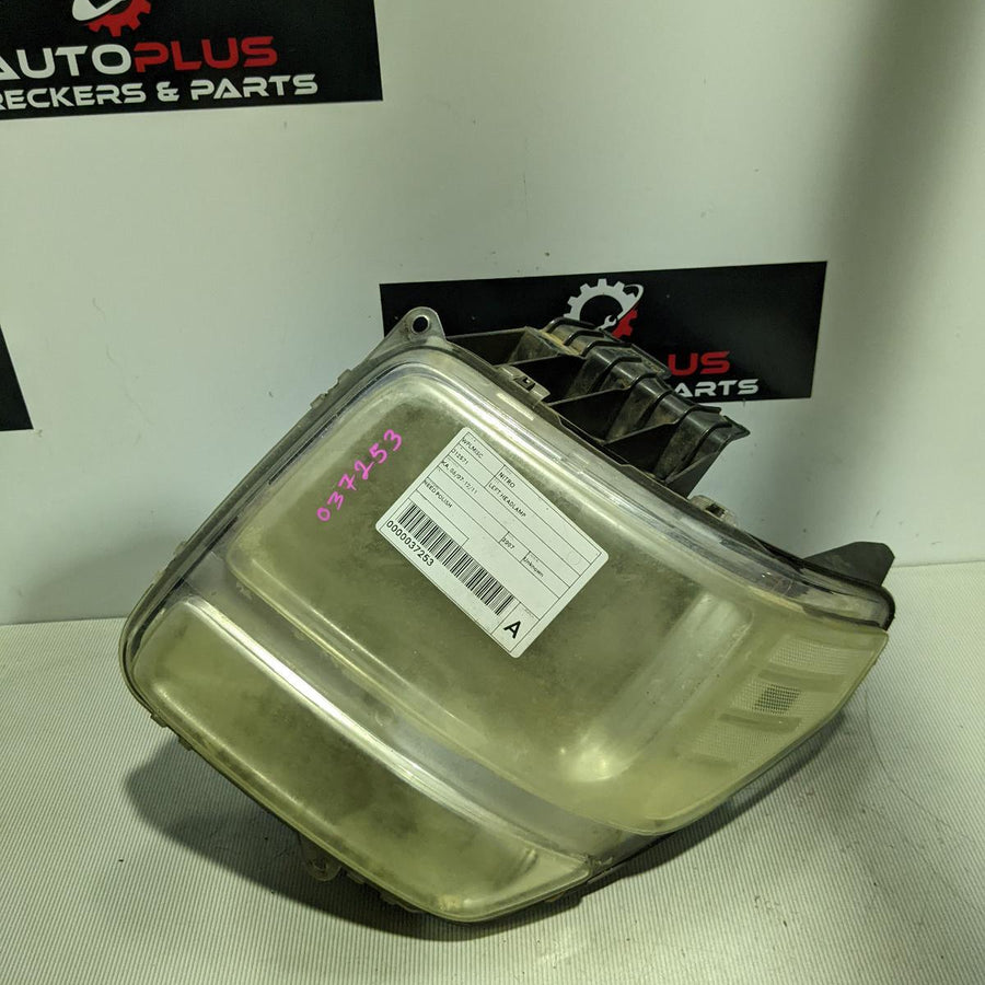 2007 Dodge Nitro Left Headlamp