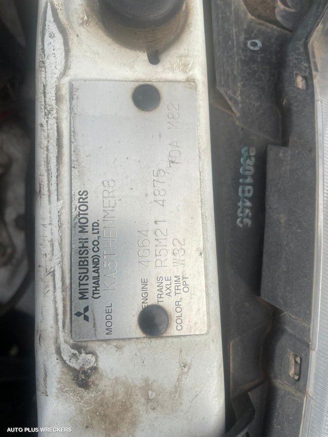2014 Mitsubishi Triton Left Front Window Reg Motor