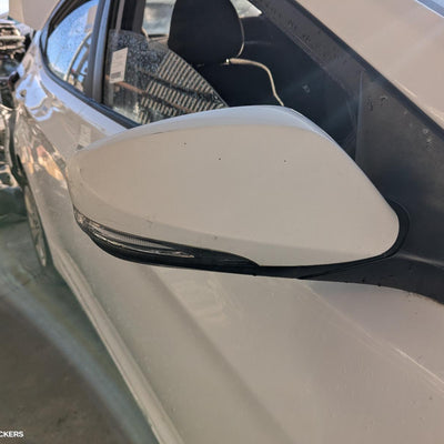 2012 Hyundai Elantra Right Door Mirror