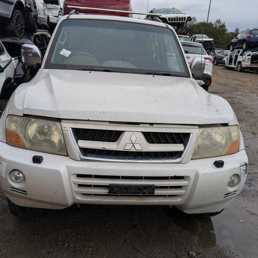 2003 Mitsubishi Pajero Left Headlamp