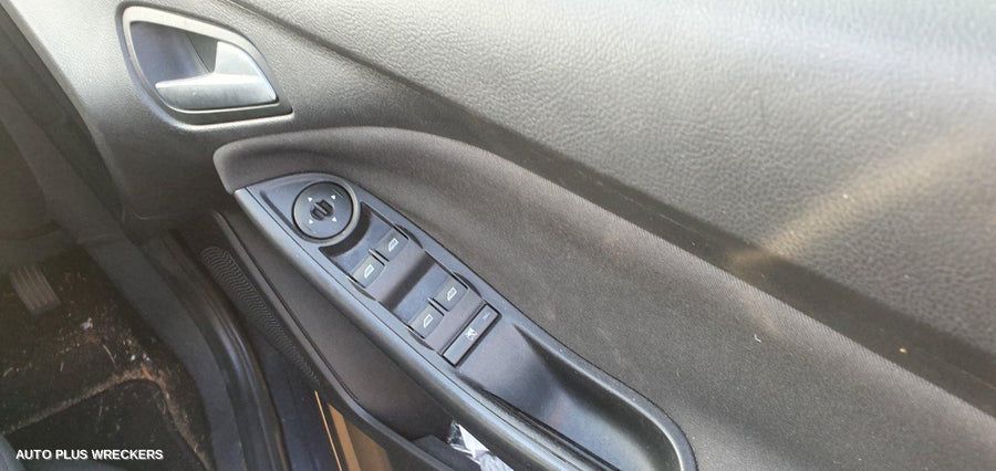 2013 Ford Focus Instrument Cluster