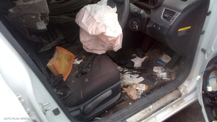 2015 Hyundai Elantra Left Front Window Reg Motor