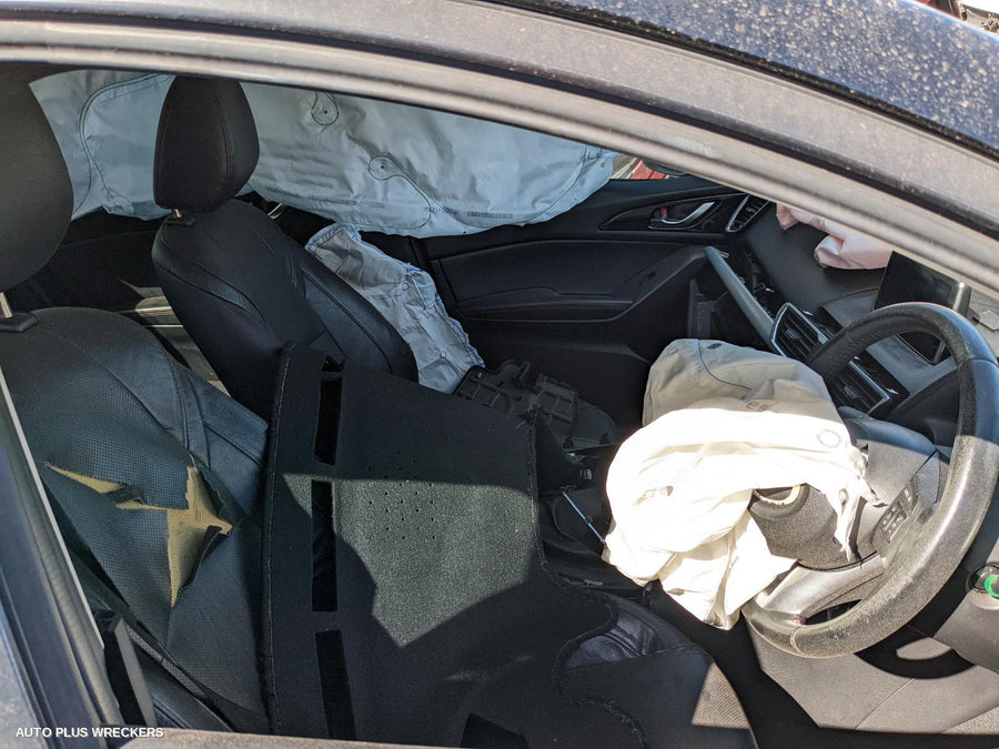 2014 MAZDA 3 SUNVISOR