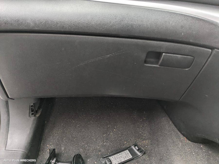 2012 Honda Odyssey Right Rear Door Window