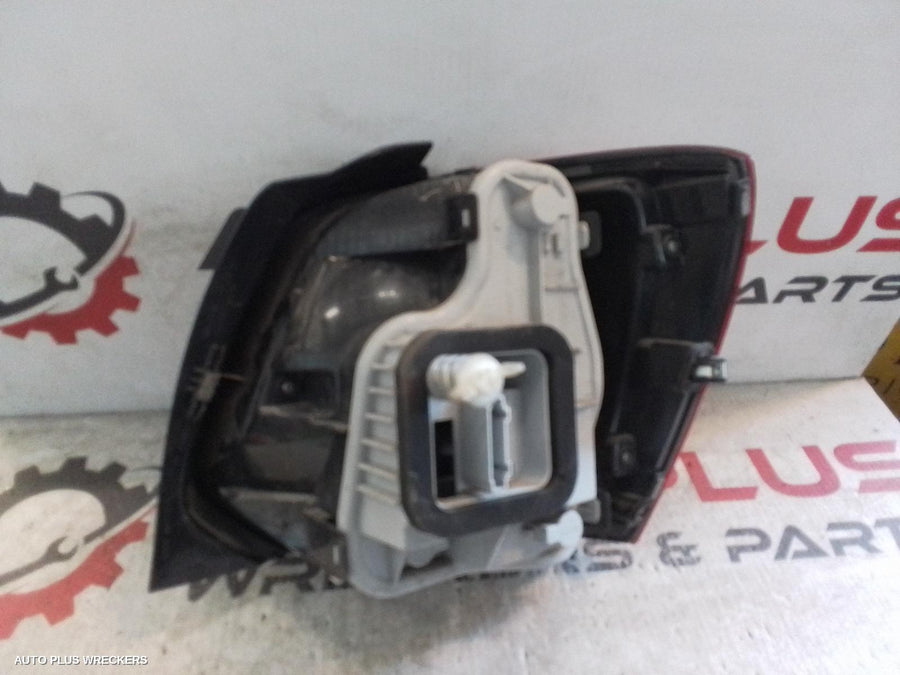 2012 Volkswagen Polo Left Taillight