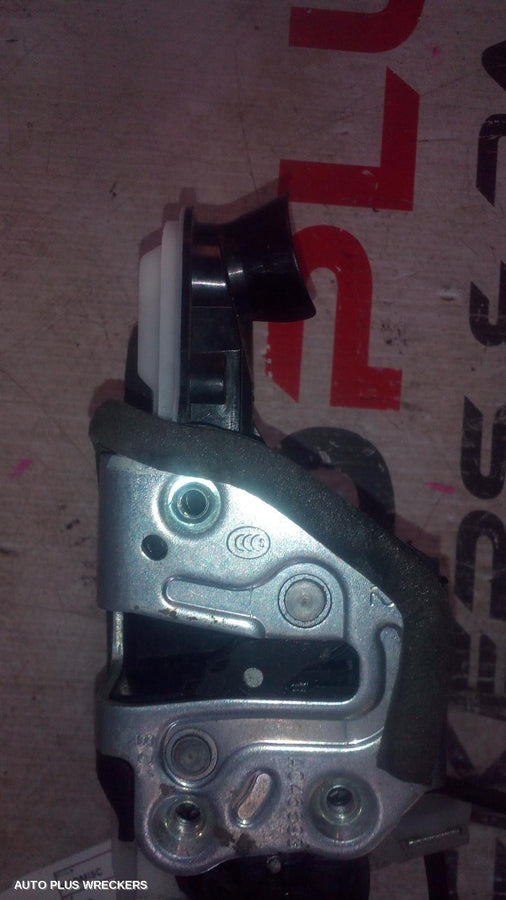 2019 Toyota Prius Door Boot Gate Lock