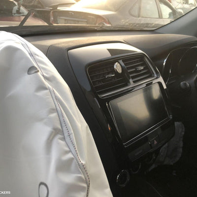 2018 Mitsubishi Asx Pwr Dr Wind Switch