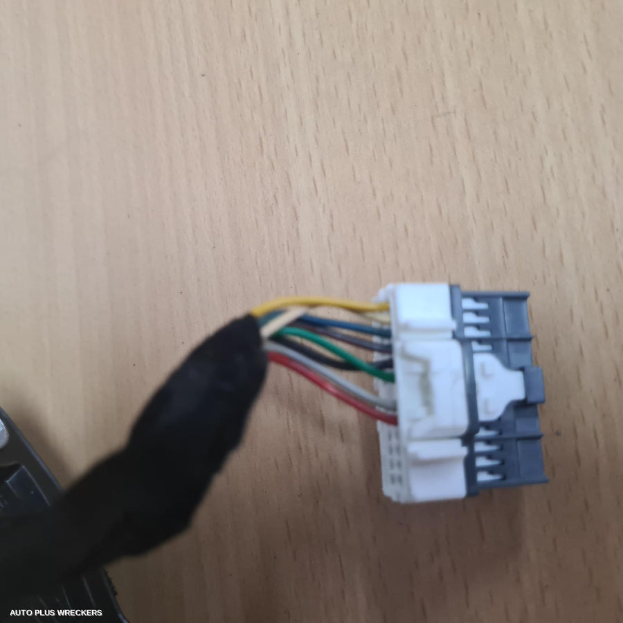 2015-2020 Kia Sorento Left Door Mirror