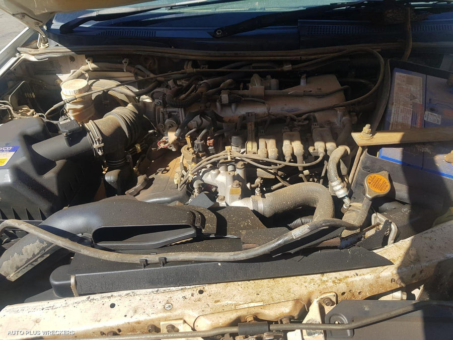 2008 Mitsubishi Triton Right Rear Door Sliding