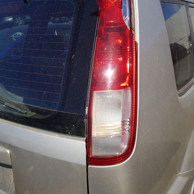 2003 Nissan Xtrail Right Front Door Window
