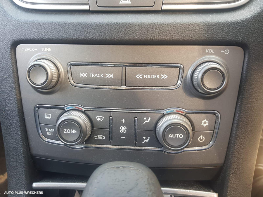 2010-2013 Holden Commodore Radio Cd Dvd Sat Tv