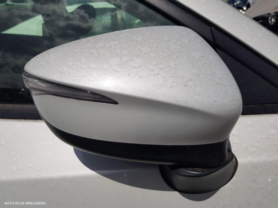 2015-2026 Mazda Cx3 Right Front Door Window