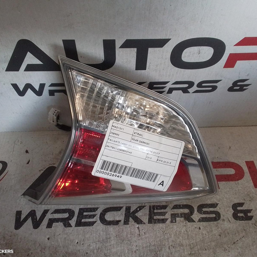 2014-2017 Nissan Xtrail Rear Garnish