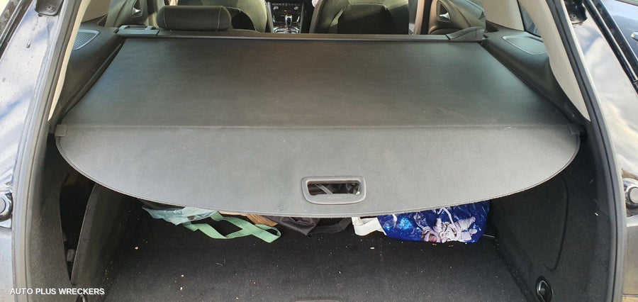 2019 Holden Astra Right Rear Door Sliding