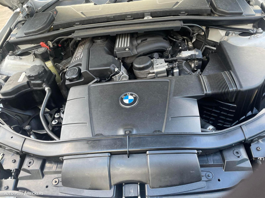 2008 Bmw 3 Series Right Front Hub Assembly