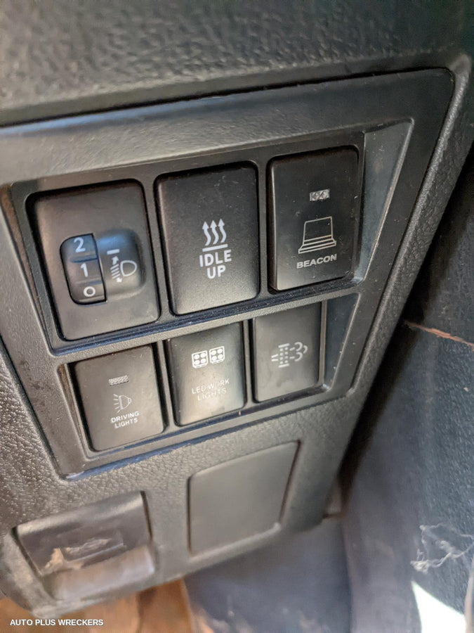 2019 Toyota Hilux Caliper