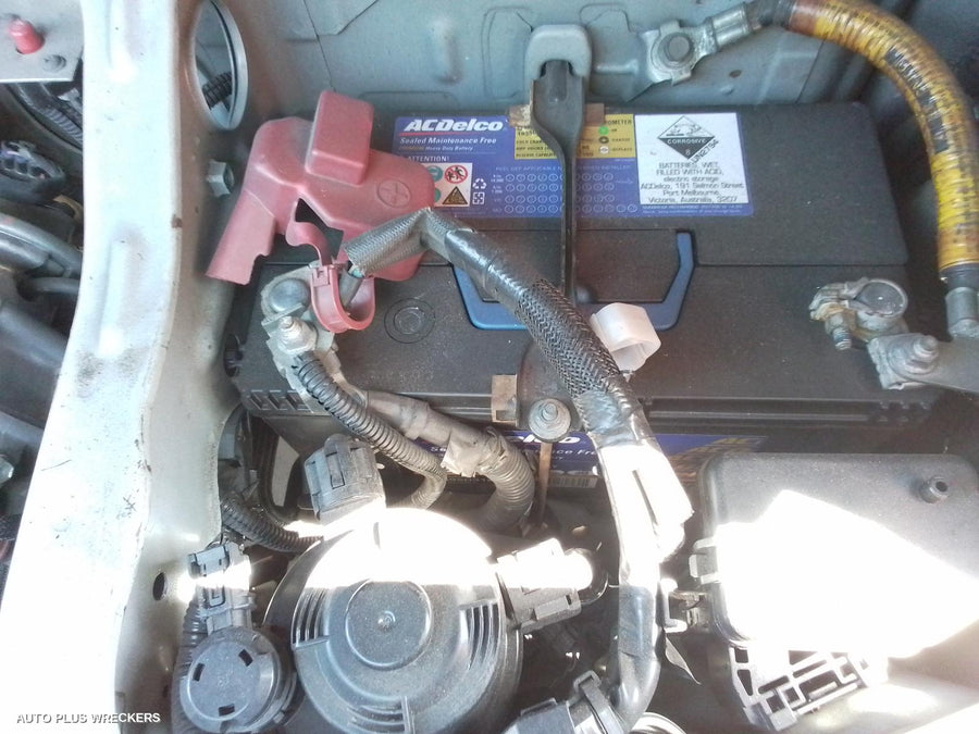 2012 Toyota Hiace Seatbelt Stalk