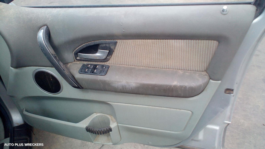 2005 FORD TERRITORY BOOTLID TGATE HINGE