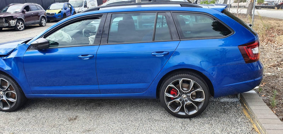 2020 Skoda Octavia Left Front Window Reg Motor
