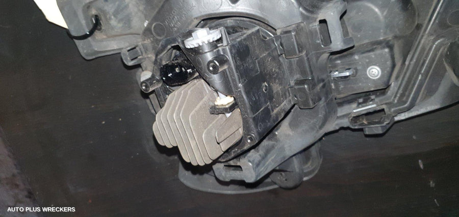 2018 Toyota Landcruiser Right Indicator Fog Side